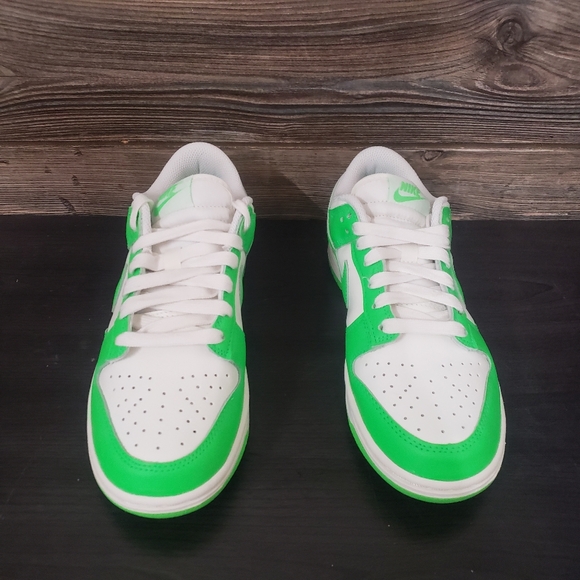 New Nike Dunk Low Neon Green Sneakers Womens Size 6.5 Streetwear Casual Everyday - Picture 5 of 8